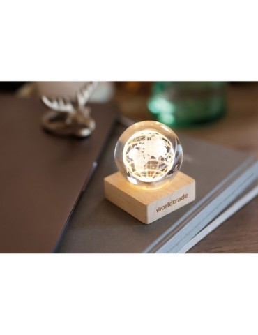 GLOBE LIGHT Globe en verre LED Matières : verre Couleurs : bois marquage laser ultra précis