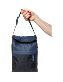 Sac isotherme en polyester rPET 600D Eira Matières : polyester Couleurs : bleu livraison express 24h 48h