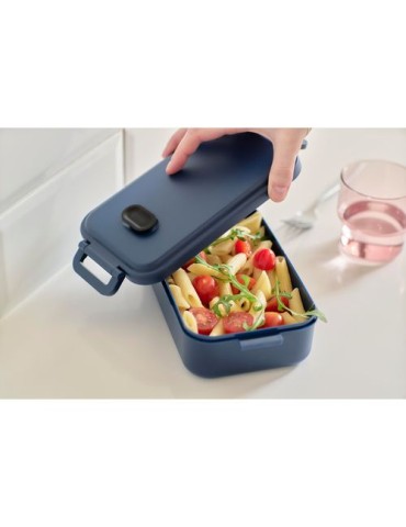 Lunch box en PP d’une capacité de 800 ml Ondine Matières : silicone Couleurs : bleu marquage laser ultra précis