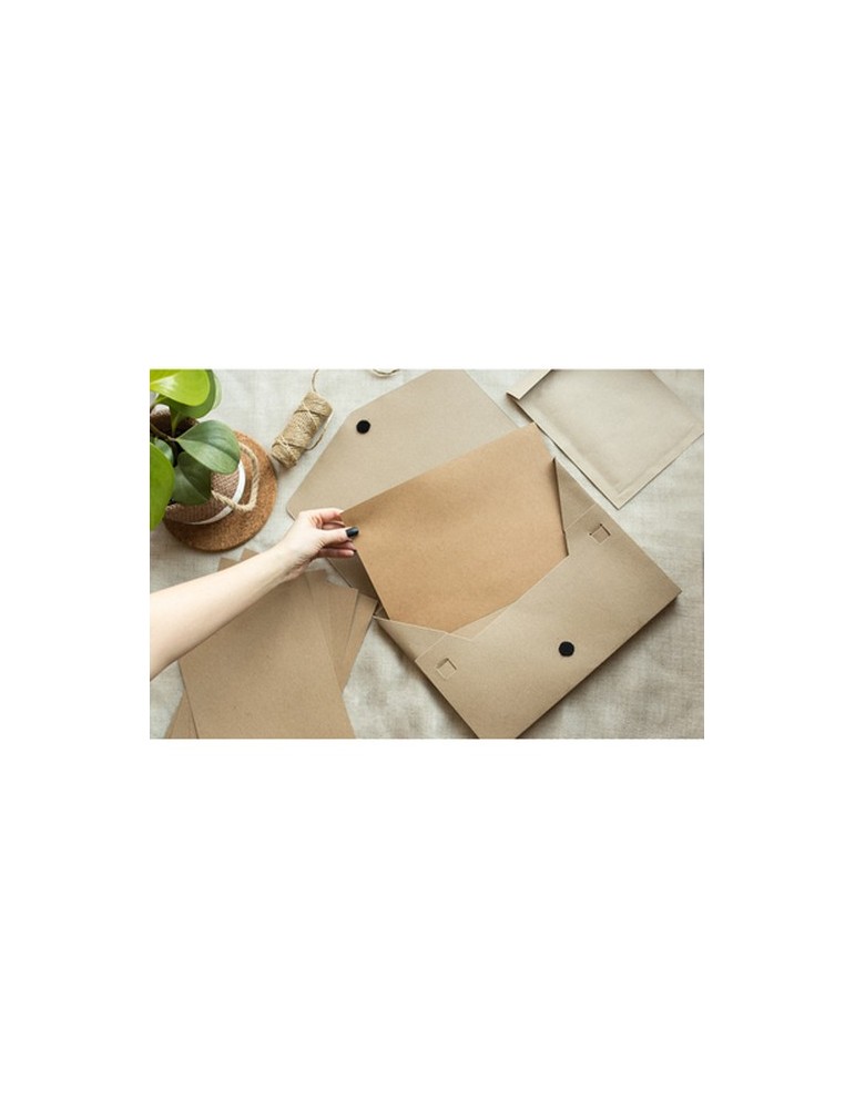 Conférencier env. A4 | Isabelle