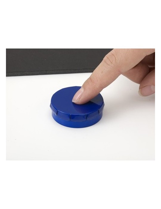 Boîte en metal de bonbons à la menthe