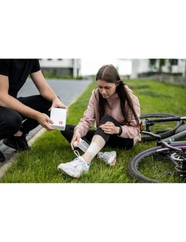 Trousse de premiers secours en coffret plastique, 64 pièces | Ramona 2