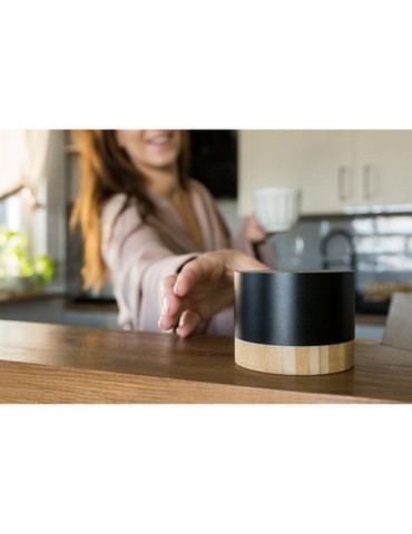 Enceinte sans fil en aluminium recyclé 3W | Jaquann Matières : bambou Couleurs : rouge 2