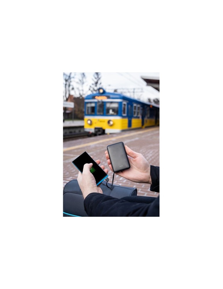 Power Bank 5000 mAh avec câbles intégrés, adapteur inclus | Presley