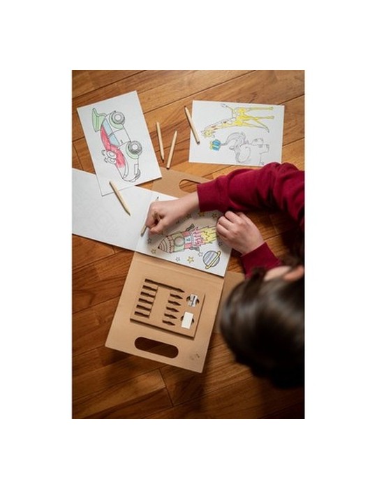 Set à dessin, crayons de couleur, taille-crayon, gomme | Legend