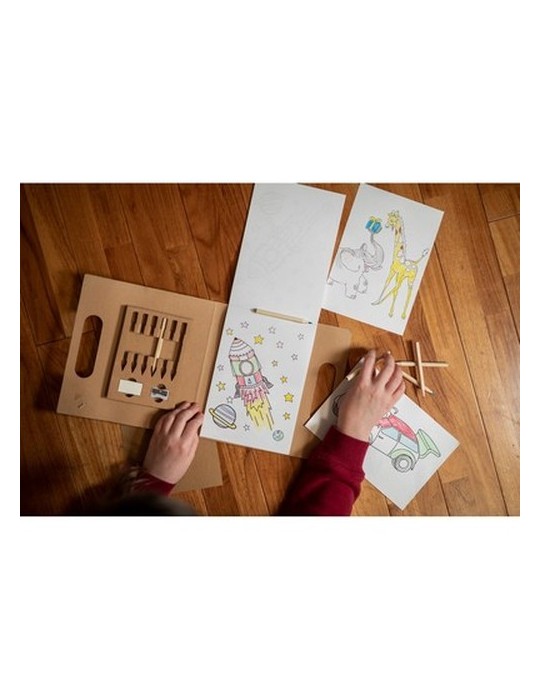 Set à dessin, crayons de couleur, taille-crayon, gomme | Legend