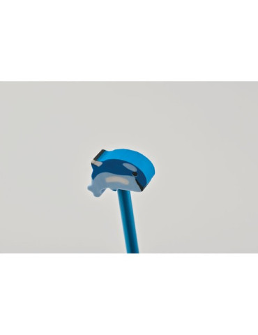 CIRCO Crayon en bois forme d'anima Couleurs : turquoise personnalisable avec votre logo