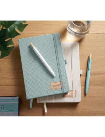 CORDI NOTE Carnet A5 rigide en RPET Matières : papier Couleurs : bleu bébé cadeau entreprise pas cher