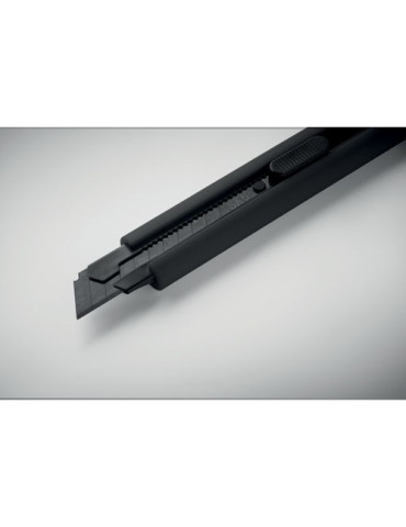 BLADE + Grand cutter rétractable Couleurs : noir marquage couleur éclatante