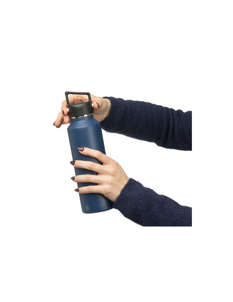 Gourde double paroi de 600 ml en acier inoxydable recyclé Mace Couleurs : noir Matières : acier inoxydable recyclé goodies perso