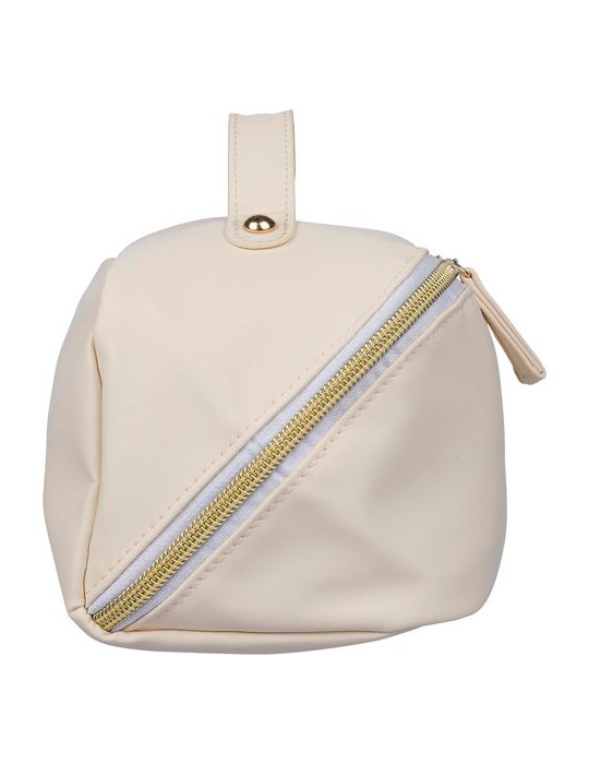 Trousse de toilette en PU recyclé Alon Matières : polyester Couleurs : noir accessoire événementiel unique