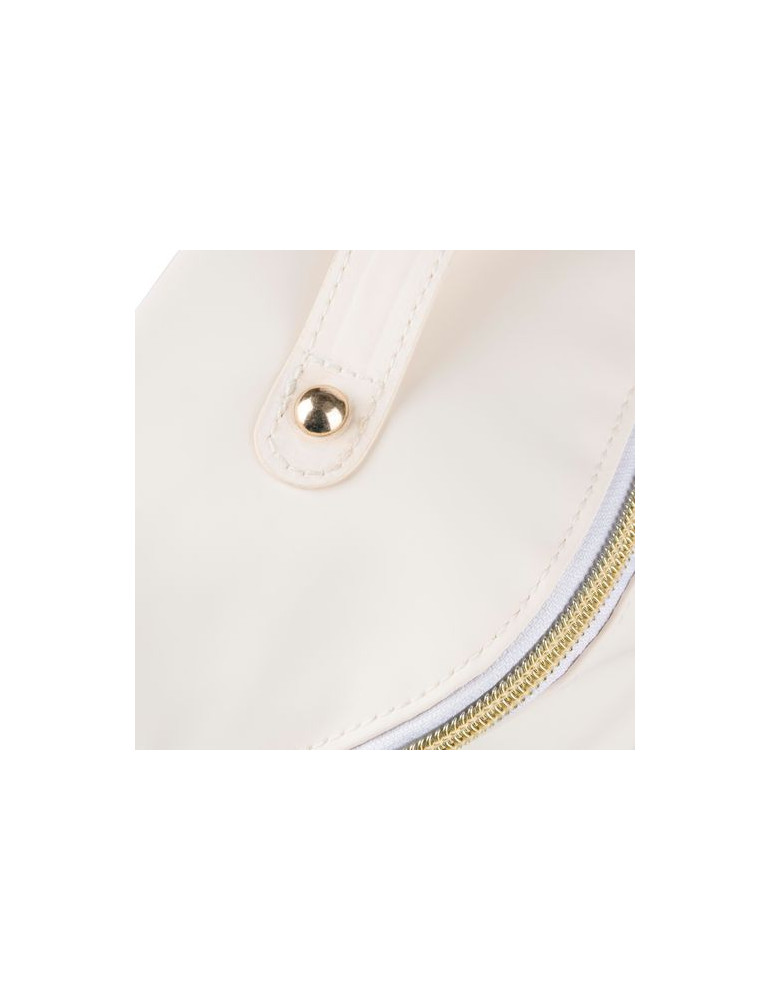 Trousse de toilette en PU recyclé Alon Matières : polyester Couleurs : noir objet publicitaire robuste