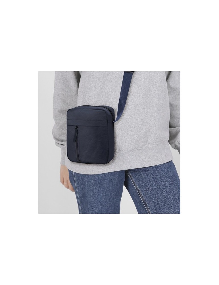 Bandoulière Zynax Matières : nylon Couleurs : naturel cadeau client original