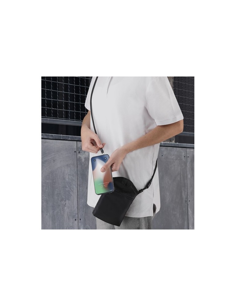 Fourre-Tout Welinton Matières : PET recyclé Couleurs : noir impression haute définition