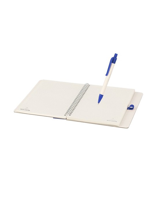 Cahier Kirax Couleurs : rouge Matières : carton de lait recyclé objet promo petit budget