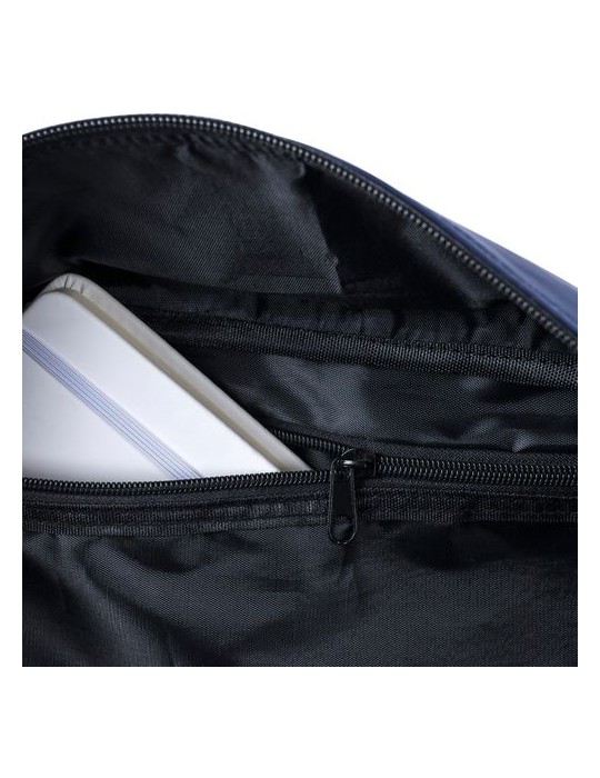 Sac de sport en PU recyclé Mirae Matières : polyester Couleurs : noir marquage couleur éclatante