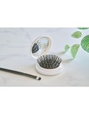 Brosse pliable en ABS Eloi Matières : ABS recyclé Couleurs : blanc objet promotionnel éco-responsable