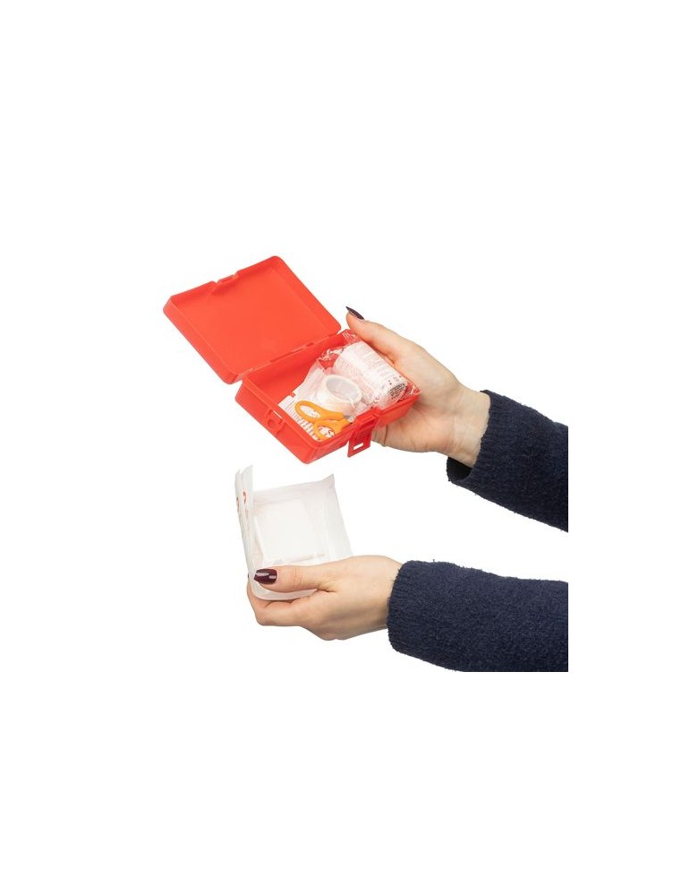 Trousse de premiers secours PP Amina Matières : polyester Couleurs : rouge goodies publicitaire événementiel