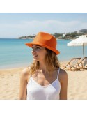 Chapeau | Xema Matières : polyester Couleurs : orange cadeau client original