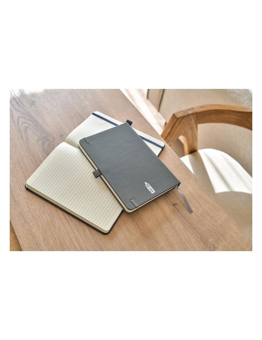 Carnet en polyester rPET 600D Elena Matières : polyester Couleurs : gris goodies personnalisé en stock