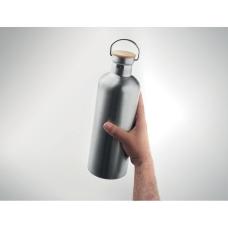 Gourde isotherme personnalisée double paroi 1,5L - HELSINKI EXTRA Matières : acier inoxydable Couleurs : argenté mat livraison e