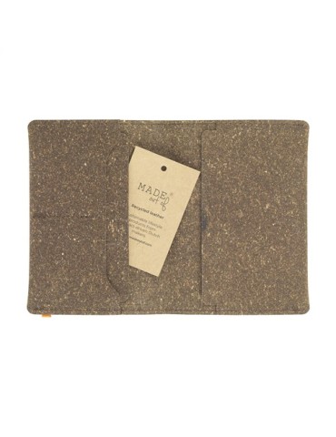Recycled Leather Passport Holder étui à passeport