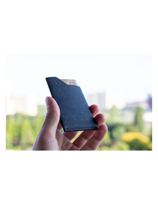 Recycled Leather Cardholder porte-cartes