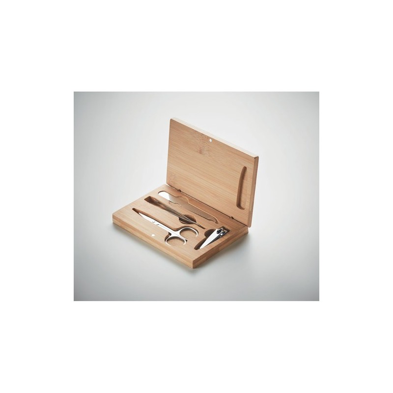 Set de manucure personnalisable élégant et précis pas cher - SEWA Matières : bambou Couleurs : bois goodies publicitaire événeme