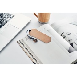 Marque-page personnalisé et pin GROWBOOKMARK™ Matières : papier Couleurs : beige marquage laser ultra précis