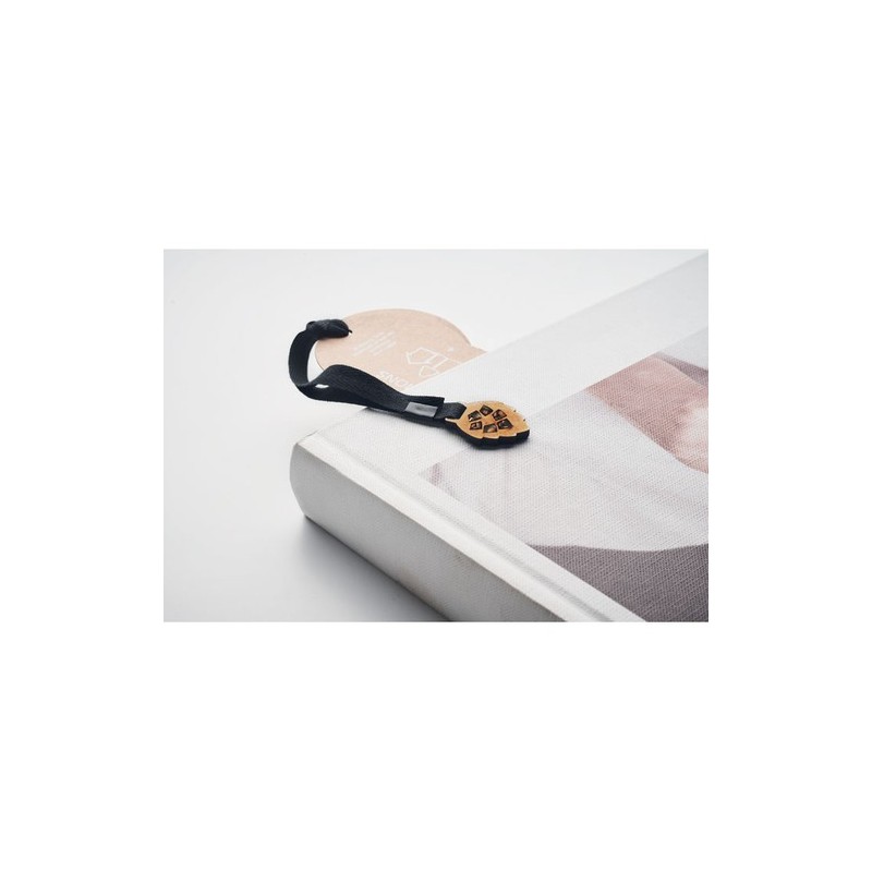 Marque-page personnalisé et pin GROWBOOKMARK™ Matières : papier Couleurs : beige livraison express 24h 48h