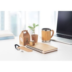 Carnet Éco-responsable Personnalisé GROWNOTEBOOK™ avec Pin Matières : papier Couleurs : beige livraison express 24h 48h