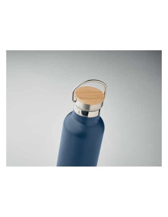 Bouteille Isotherme Personnalisée de 750ml Idéale comme cadeau pas cher Helsinki