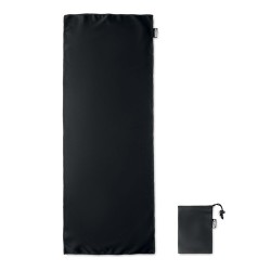 Serviette de sport  en RPET personnalisée TUKO Matières : PET recyclé Couleurs : noir personnalisation rapide en France