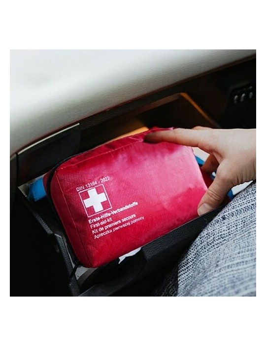 Trousse de premiers secours pour voiture dans une housse, 30 pièces | Gemma