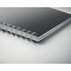 Carnet A5 Éco-responsable à Spirales en RPET ANOTATE Matières : papier recyclé Couleurs : noir cadeau client original
