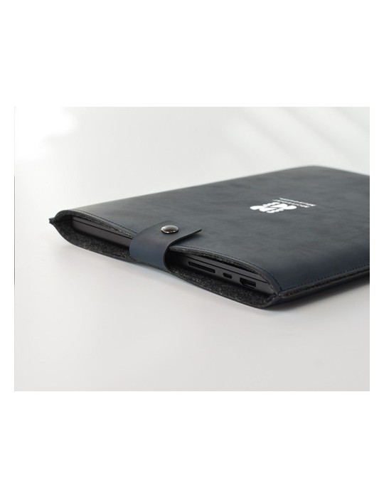 Recycled Leather Laptop Sleeve 16"