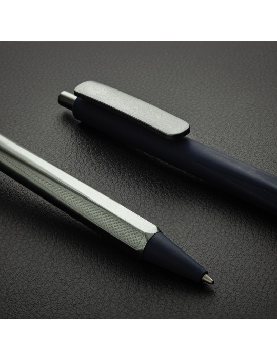 Stylo Edge trois faces finition gomme RCS personnalisable