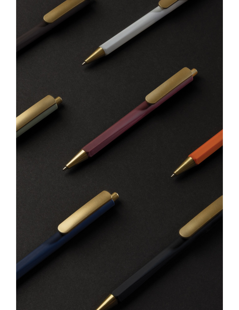 Stylo Edge trois faces finition métallique RCS personnalisable