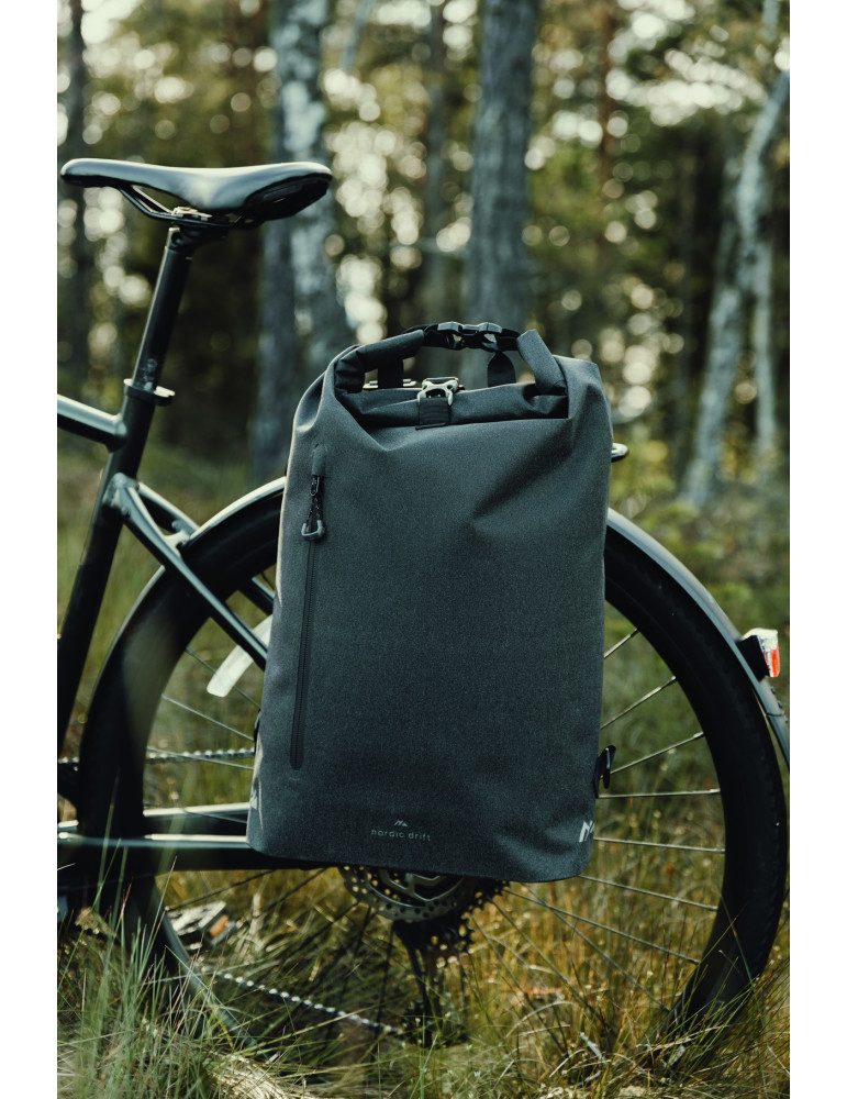 Sac à vélo imperméable 25L Nordic Drift Trail RCS personnalisable