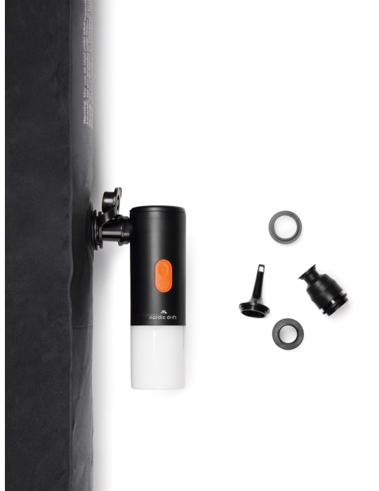 Lampe de camping avec pompe à air Nordic Drift Titan personnalisable