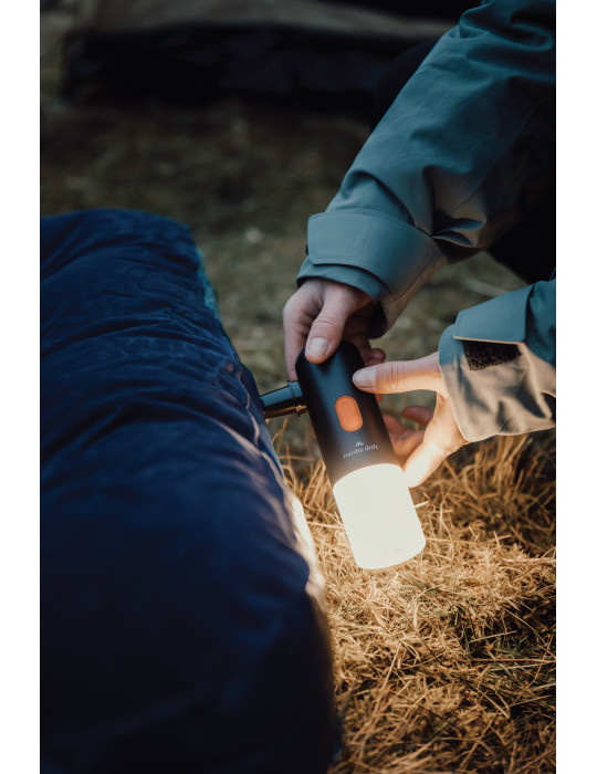 Lampe de camping avec pompe à air Nordic Drift Titan personnalisable