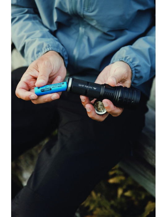 Lampe torche à double batterie Nordic Drift Everest RCS personnalisable