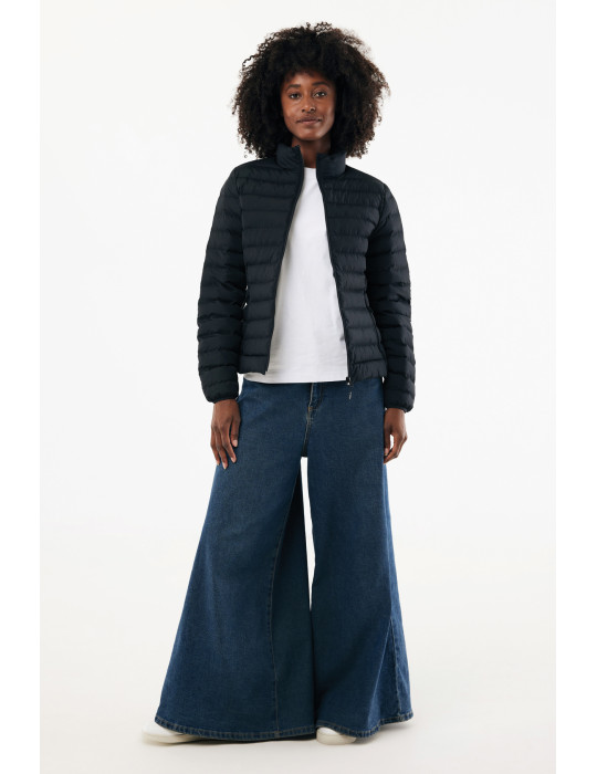 Doudoune femme IQONIQ Maiko en polyester recyclé personnalisable