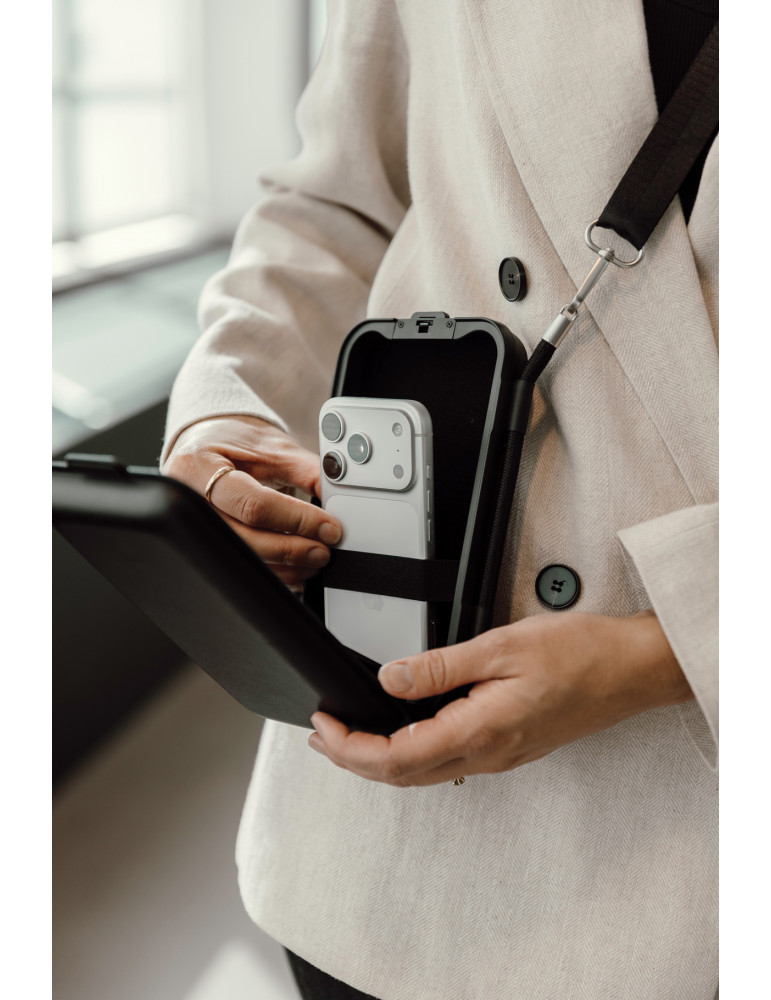 Étui de voyage rigide Swiss Peak OSLO RCS pour smartphone personnalisable