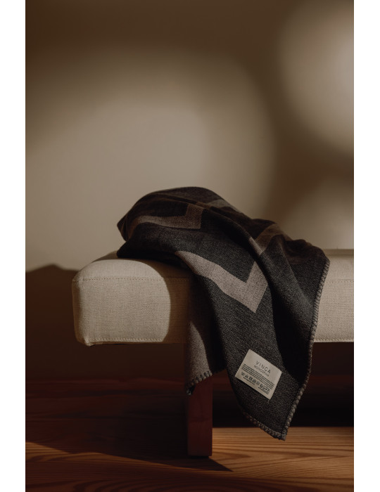 Plaid double face Vinga Monogram GRS 170 × 130 cm personnalisable