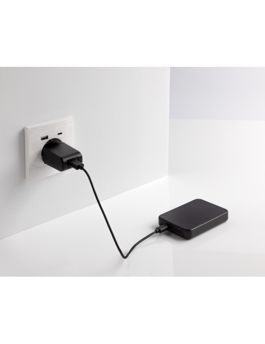 Batterie Boostcore 5 000 mAh USB-C RCS personnalisable