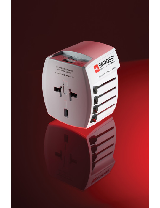 Adaptateur SKROSS MUV deux pôles avec USB et USB-C personnalisable