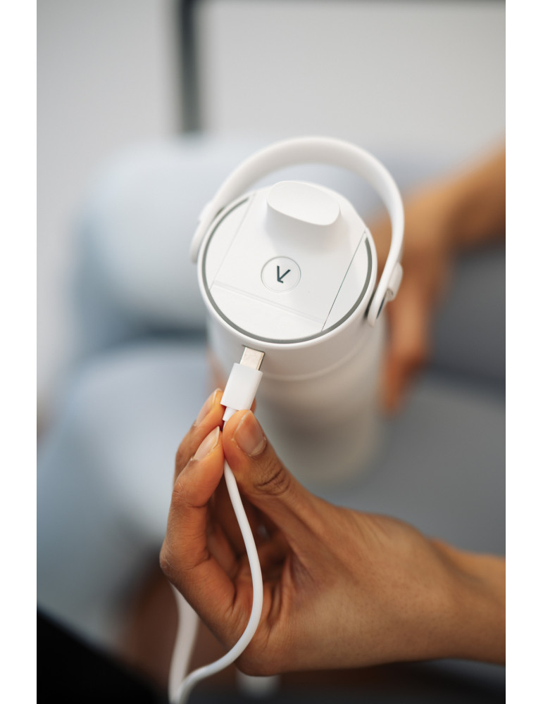Gourde filtrante connectée BRITA LARQ iQ 680 ml personnalisable