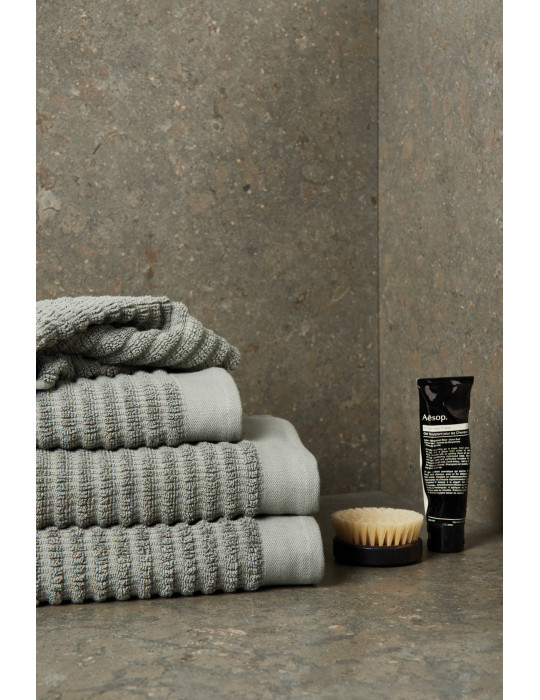 Quatre serviettes coton Vinga Landro 500 g/m² personnalisable