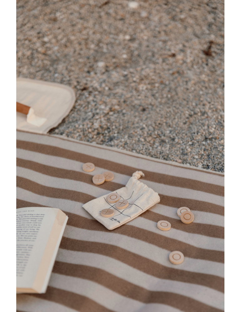 Jeu de morpion Vinga en pin FSC avec pochette personnalisable
